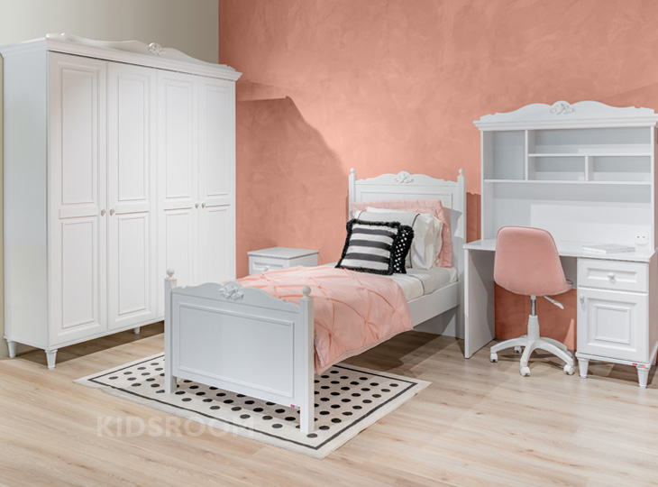 Almila Lora | Tienerkamer | OudRoze