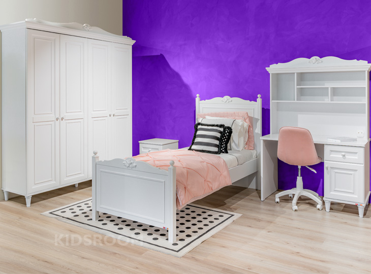 Almila Lora | Tienerkamer | Paars