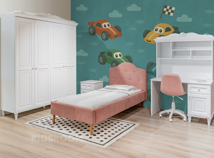 Lisa Tienerkamer | Lora | Auto